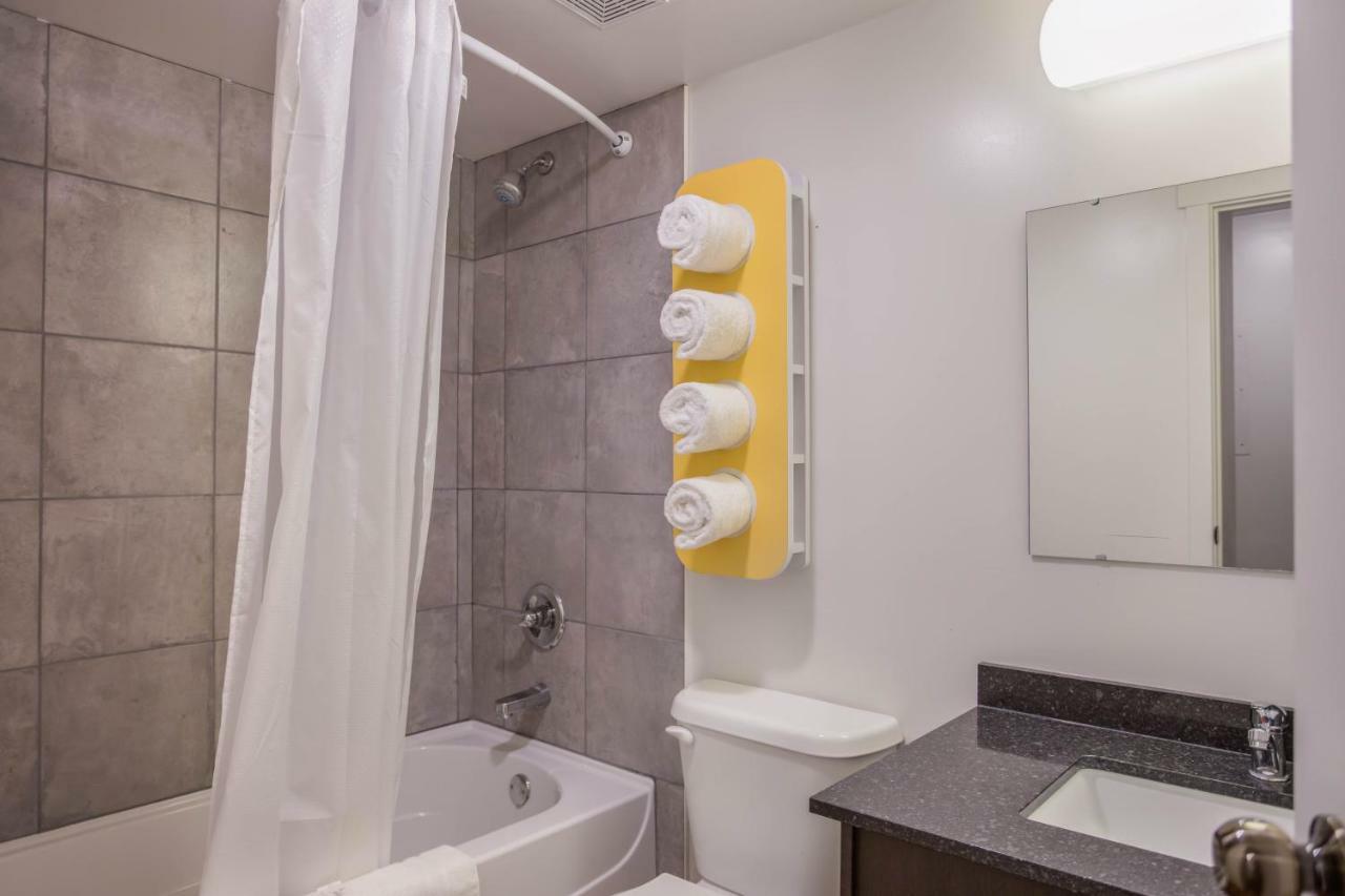 Motel Bo-Camrose, Ab Εξωτερικό φωτογραφία